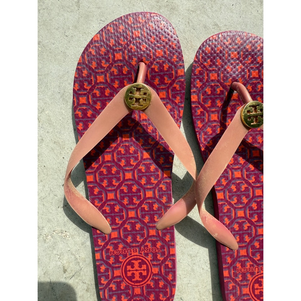 Tory Burch Flip Flops Sandals Red Purple Logo Medallion Beach Pool Slides - Picture 2 of 5